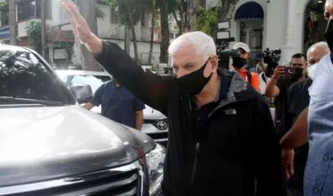 Abogado Víctor Orobio: Ricardo Martinelli no es 'supérheroe' para comprar jueces