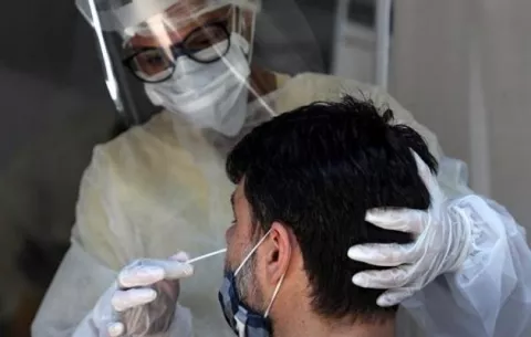 Río de Janeiro cancela su fiesta de fin de año tras primeros casos de ómicron en Brasil