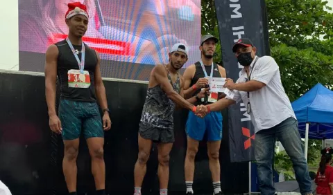 Edwin Camarena y Egris Arias se imponen en la carrera de Santa Rice