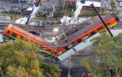 Fiscalía acusa a 10 personas por el derrumbe del metro de Ciudad de México
