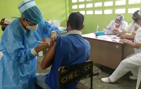 Solo el 25% de los vacunados en Chiriquí se han puesto la tercera dosis