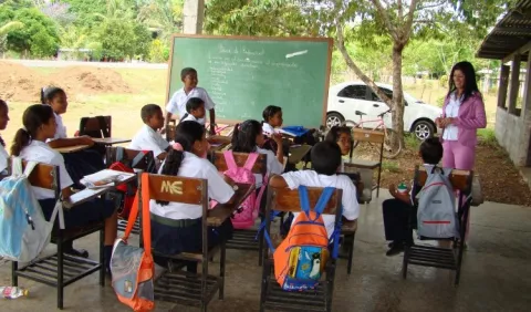 Ministerio de Educación proyecta la construcción de 306 aulas nuevas en zonas de difícil acceso