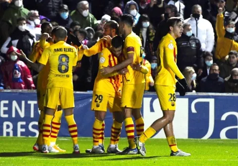 Barcelona reacciona a tiempo para conseguir su pase en la Copa del Rey
