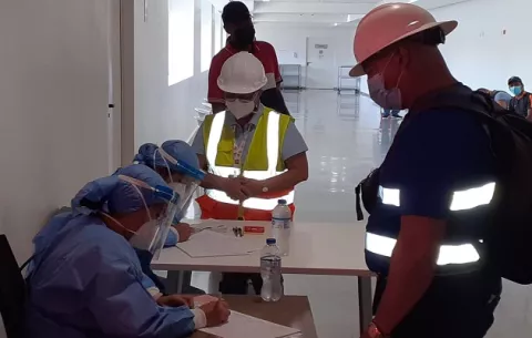 Panamá reporta 15 muertes y 7,164 casos nuevos de covid-19 para este domingo