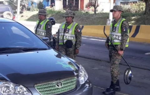 Delincuentes hieren a transportista chiricano para robarle vehículo