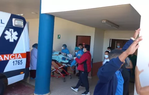 Trasladan vía aérea a un hospital de la ciudad capital a diputado chitreano