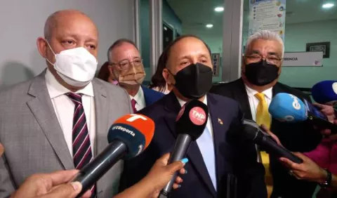 Cambios a circuitos electorales en lista de espera