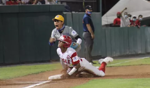 Coclé y Panamá Metro reiterados para abrir el juvenil de béisbol