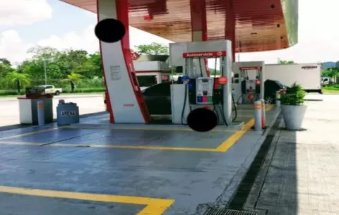 Asaltan y golpean a despachador de una estación de combustible en la autopista Panamá-Colón