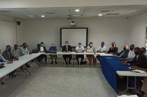 Se instala mesa tripartita para confeccionar plan integral para la provincia de Colón
