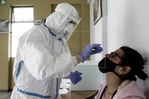 Costa Rica alcanza la tasa de contagio de la covid-19 más alta de la pandemia