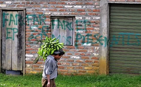 Guerra entre el ELN y disidencias de FARC desangra al departamento de Arauca