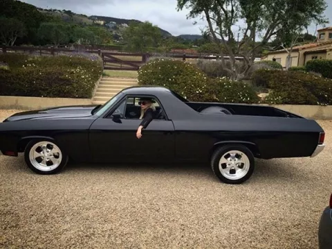 Lady Gaga y su gusto por los autos clásicos