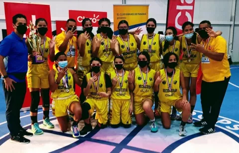 Hechiceras  de Herrera se coronan en la U18 femenino del baloncesto Kiwanis