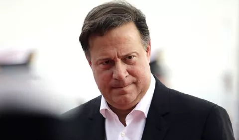 Niegan permiso de salida del país al expresidente Juan Carlos Varela; pretendía viajar a España