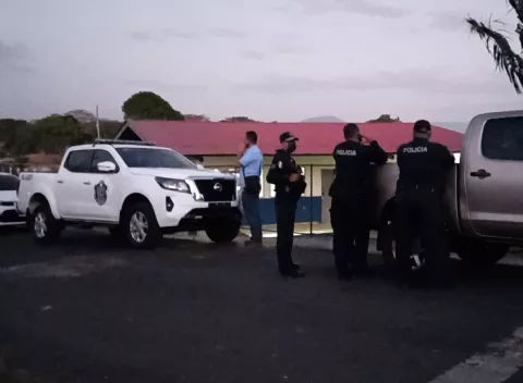 Lo matan a tiros frente a centro educativo en Puerto Caimito, La Chorrera