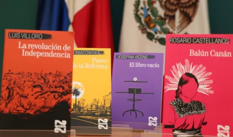 La colección '21 para el 21' llega a la Biblioteca Nacional Ernesto J. Castillero R.