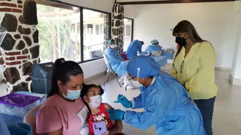 Meduca se compromete con padres de familia a garantizar una inclusión con calidad y equidad