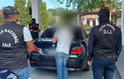 Ofrecía autos y se perdía con los abonos; cae supuesto estafador en Chiriquí 