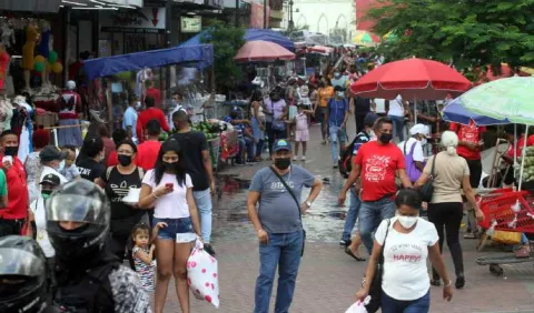 Analizan colocar puestos de buhonería en La Peatonal