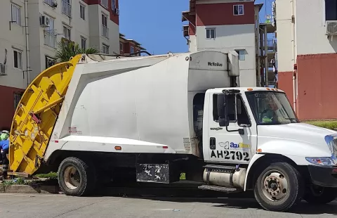 Recolectores de basura son agredidos con piedras en Altos de Los Lagos