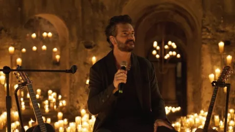 Ricardo Arjona está complacido tras el billón de reproducciones del video de 'Fuiste tú' 