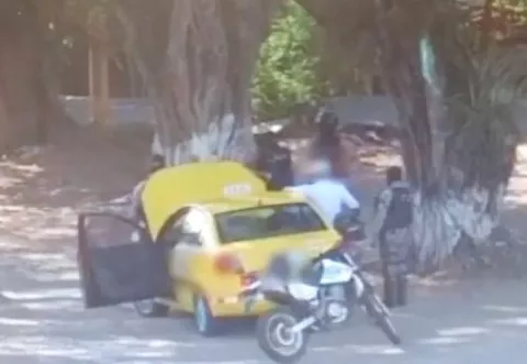 Cae taxista con arma de fuego tras ser captado por cámaras de videovigilancia en David
