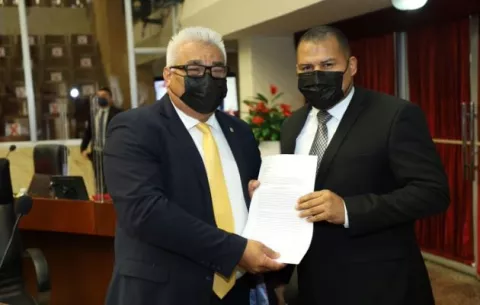 Presentan iniciativa que establece mecanismos procesales para que  personas con hipotecas pueden defenderse