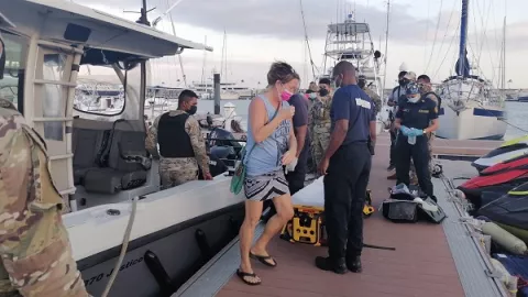 Rescatan con vida a 3 de los 5 ocupantes de aeronave que cayó en  sur de Chame