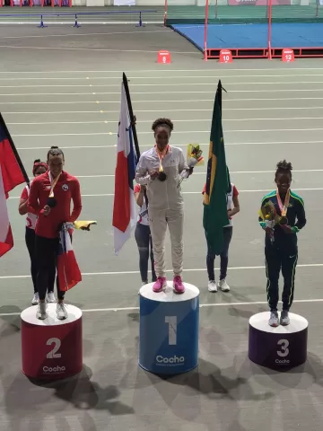 Nathalee Aranda con su segunda medalla de oro en Bolivia