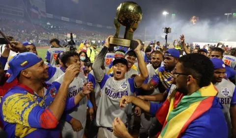 Caimanes son recibidos como héroes en Barraquilla por ganar la Serie del Caribe