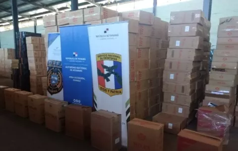 Camionero cae en Paso Canoas moviendo más de 940 mil dólares en cigarrillos de contrabando en vez de material de ferretería 