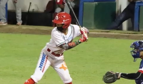 Chiriquí y Panamá Metro tendrán que fajarse en las semifinales del béisbol juvenil