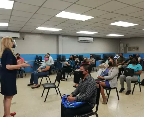 Al concluir la segunda semana de clases, la mayoría de los educadores deben estar en sus puestos de trabajo