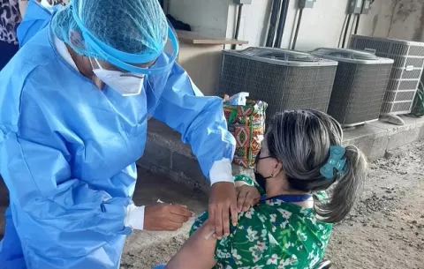 Panamá suma 1,219 casos nuevos de covid-19  este viernes