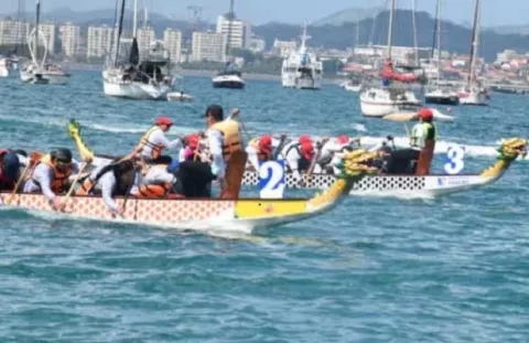 Den Warriors y Dragón Rage son los más rápidos en la Carrera de Botes de Dragón