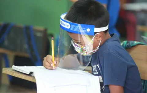 ¿Cómo será el manejo de bioseguridad y casos covid-19 positivos en las escuelas?