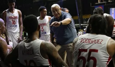 Flor Meléndez coach de Panamá espera contar con sus fichas para la otra ventana clasificatoria al Mundial 2023 de baloncesto 