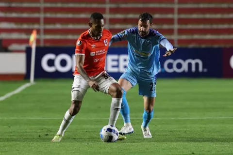 Ismael Díaz dio empate a Universidad Católica ante Bolivar en Copa Libertadores
