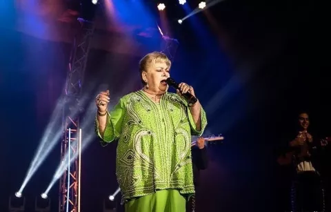 Paquita la del Barrio cancela conciertos: 'En realidad no puedo caminar muy bien, no puedo'