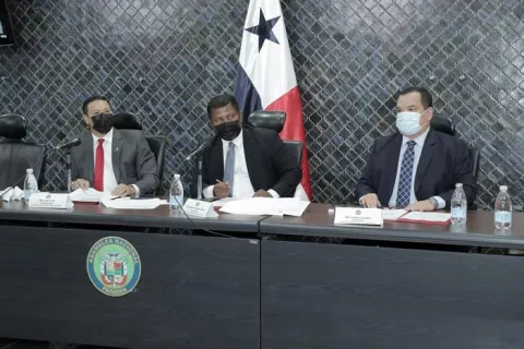 Fenasep en desacuerdo con que primas adeudadas sean canceladas en su totalidad con bonos