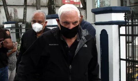 Tribunal Electoral insiste en violar los derechos de Ricardo Martinelli