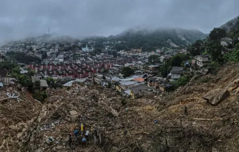 Catástrofe en la ciudad brasileña de Petrópolis deja más de 150 muertos