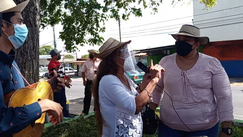 Trovadores en La Chorrera tienen luz verde para volver a las tarimas