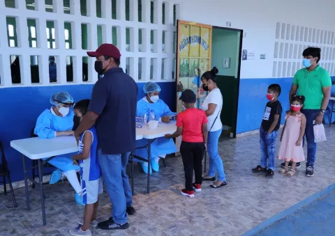Se refuerza con 40 enfermeras jornada de vacunación en Capira, Chame y San Carlos 