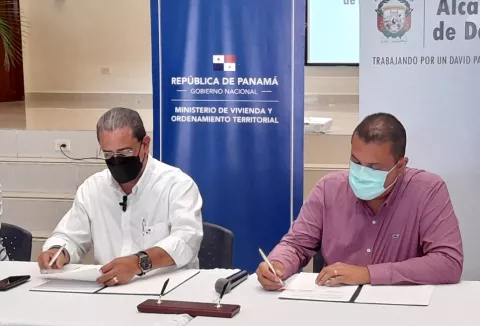 Alcaldía de David y el Miviot firman convenio que define responsabilidades de zonificación 