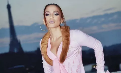 Anitta lidera el 'Top Global' gracias a su canción 'Envolver'