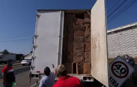 Destruyen millonario cargamento de cigarrillos decomisados en Divisa 