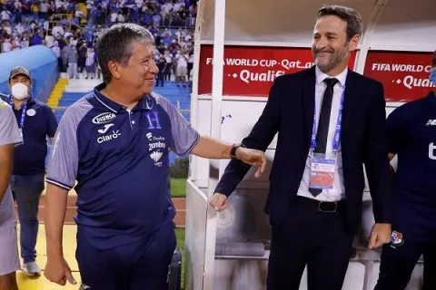 Honduras convoca a sus jugadores para enfrentara Panamá, México y Jamaica