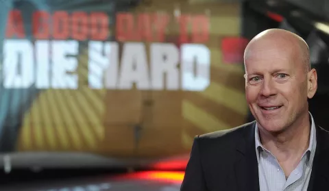Bruce Willis se retira de la actuación por problemas de salud, padece afasia